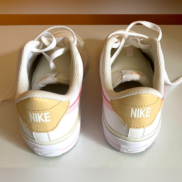 Nike court legacy big kids size 5 in boys 7 in women - Picture 3 of 3